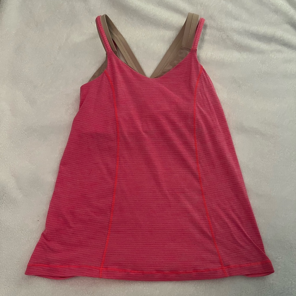 Lululemon pink workout tank
